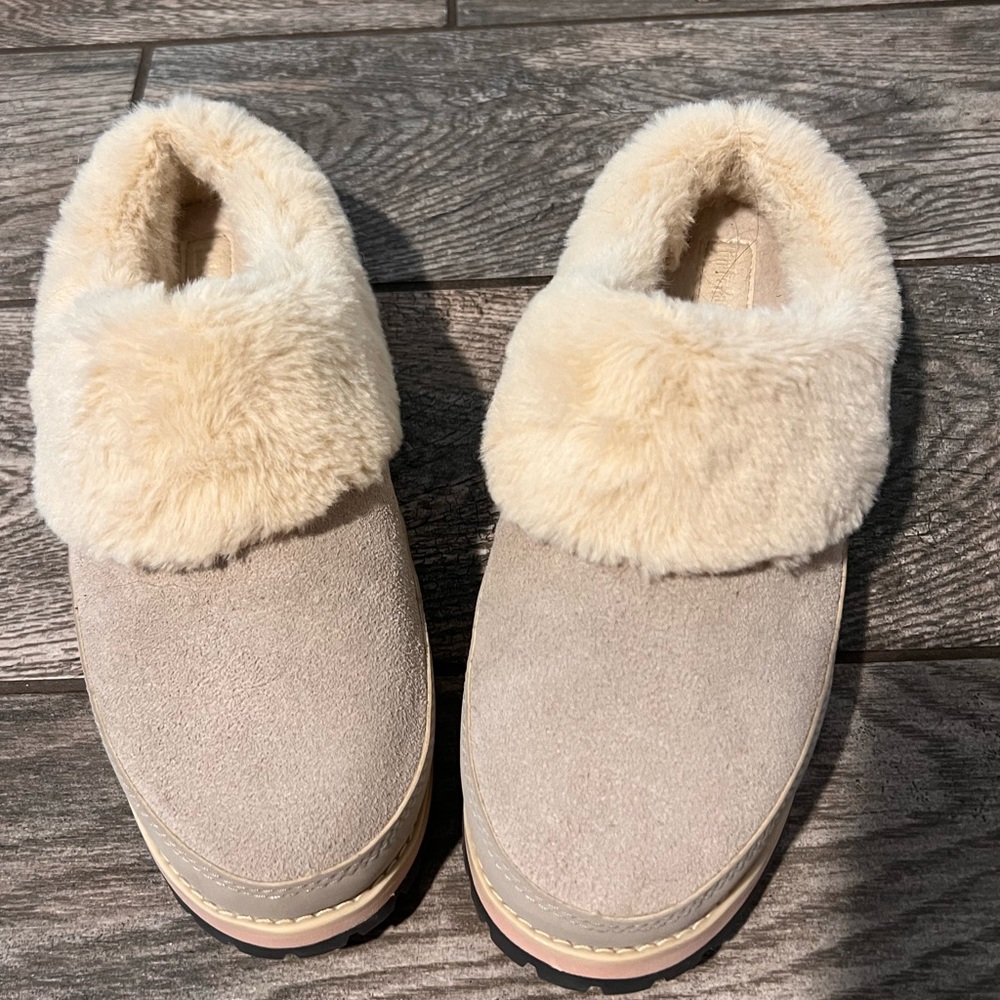 Timberland Women’s Joslin Women’s Gray Leather Slippers